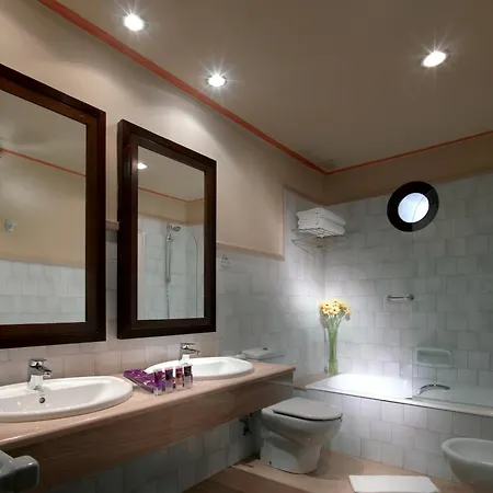 パラドール デ ホテル