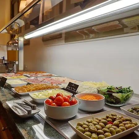 パラドール デ 4* ウベダ