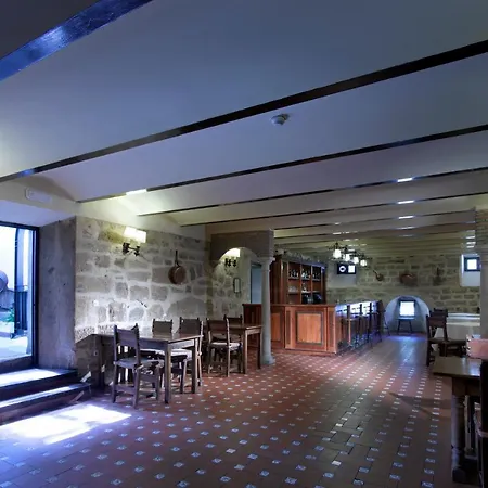 Hotel De 4*